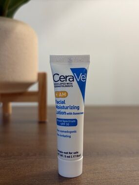 Cerave facial moisturizing lotion with sunscreen broad spectrum SPF 30/5ml